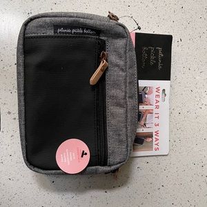 Petunia Pickle Bottom Adventurer bag